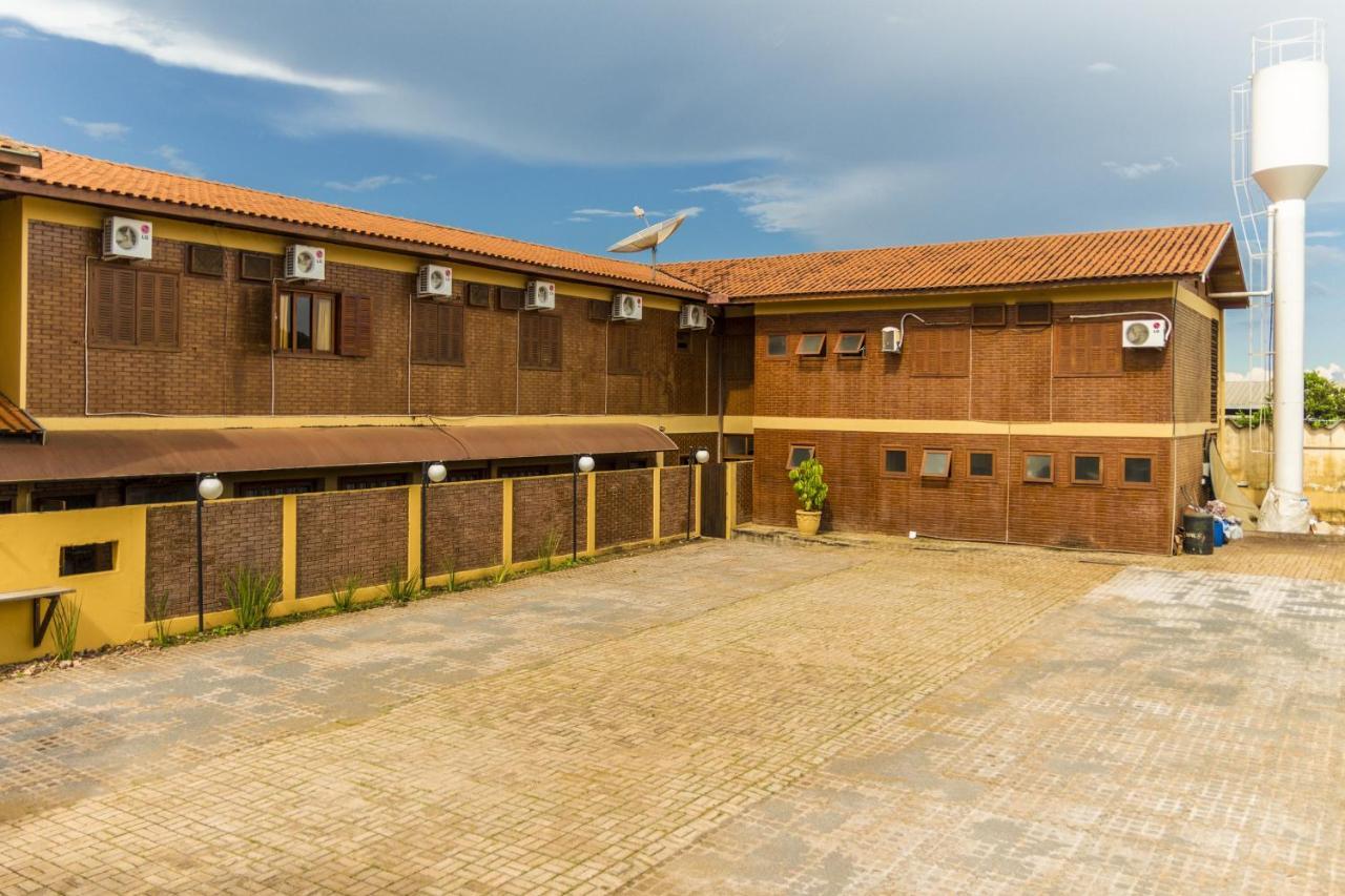 Hotel Pira Miuna Bonito  Buitenkant foto
